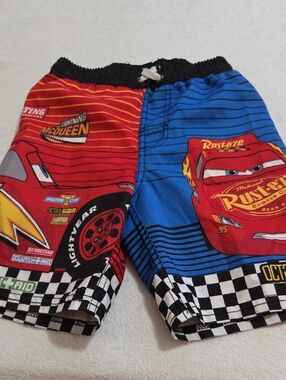 DISNEY / PIXAR CARS LIGHTNING MCQUEEN SWIM TRUNKS